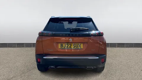 PEUGEOT 2008 1.2 PureTech 130 GT EAT8