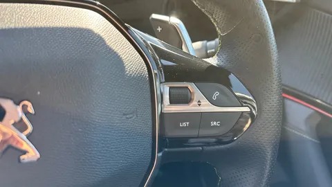 PEUGEOT 2008 1.2 PureTech 130 GT EAT8