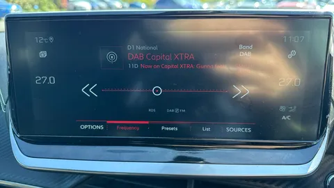 PEUGEOT 2008 1.2 PureTech 130 GT EAT8