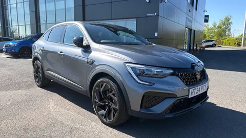 RENAULT ARKANA 1.6 E-Tech FHEV 145 Esprit Alpine Auto