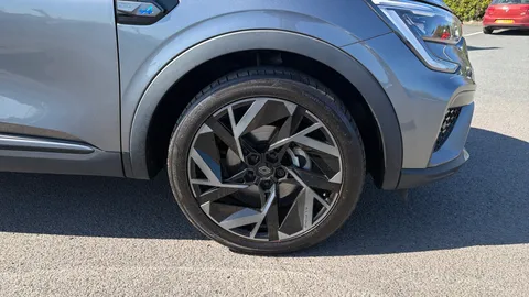 RENAULT ARKANA 1.6 E-Tech FHEV 145 Esprit Alpine Auto