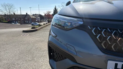 RENAULT ARKANA 1.6 E-Tech FHEV 145 Esprit Alpine Auto