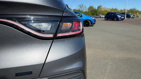 RENAULT ARKANA 1.6 E-Tech FHEV 145 Esprit Alpine Auto