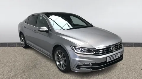 VOLKSWAGEN PASSAT 1.4 TSI 150 R-Line [Panoramic Roof]
