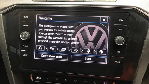 VOLKSWAGEN PASSAT 1.4 TSI 150 R-Line [Panoramic Roof]