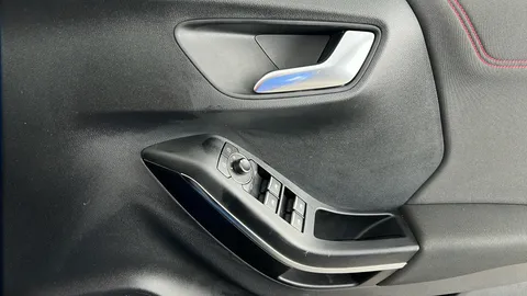 FORD PUMA 1.0 EcoBoost Hybrid mHEV ST-Line DCT