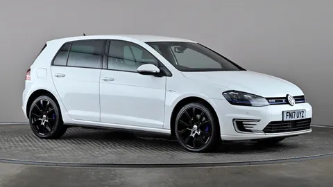 VOLKSWAGEN GOLF 1.4 TSI GTE DSG