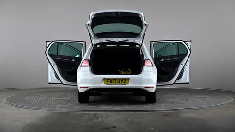 VOLKSWAGEN GOLF 1.4 TSI GTE DSG