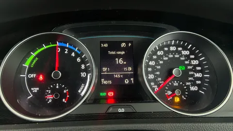 VOLKSWAGEN GOLF 1.4 TSI GTE DSG