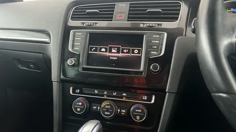 VOLKSWAGEN GOLF 1.4 TSI GTE DSG