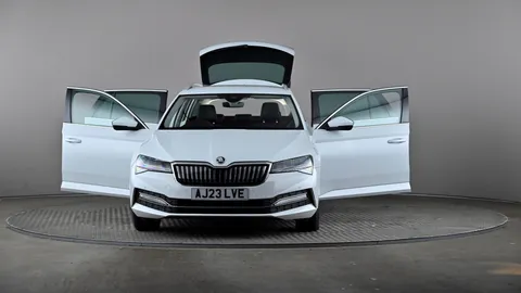 SKODA SUPERB 1.4 TSI iV SE Technology DSG