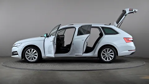 SKODA SUPERB 1.4 TSI iV SE Technology DSG