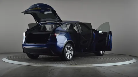 TESLA MODEL Y Long Range AWD Auto