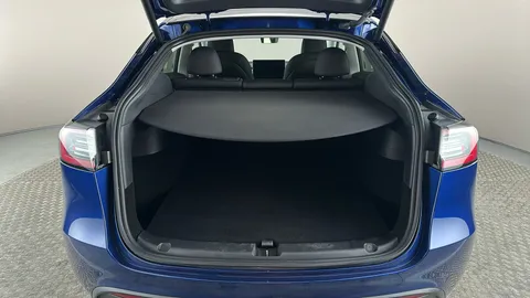 TESLA MODEL Y Long Range AWD Auto