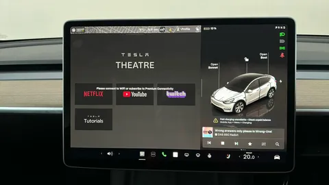 TESLA MODEL Y Long Range AWD Auto