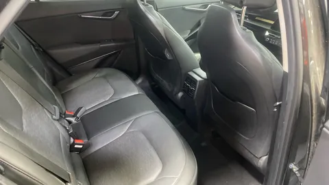 KIA NIRO 150kW 4 65kWh Auto