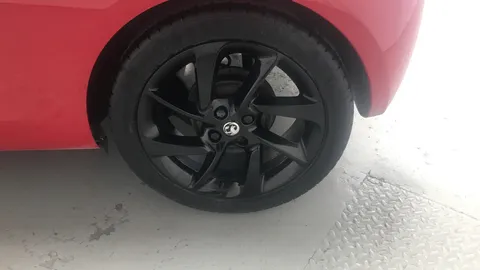 VAUXHALL ADAM 1.2i Griffin