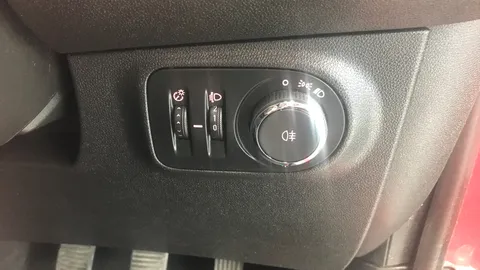 VAUXHALL ADAM 1.2i Griffin