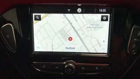 VAUXHALL ADAM 1.2i Griffin