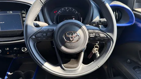 TOYOTA AYGO X 1.0 VVT-i Edge