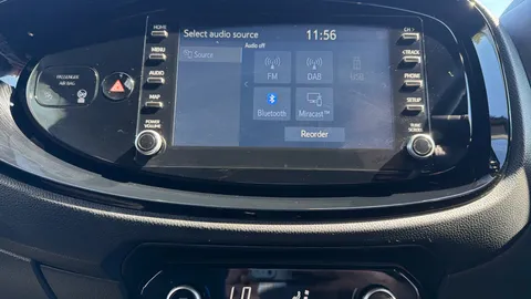 TOYOTA AYGO X 1.0 VVT-i Edge