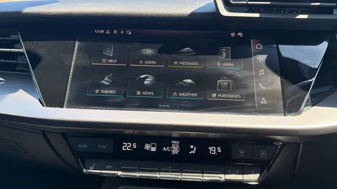 AUDI A3 30 TFSI Sport S Tronic [Tech Pack]