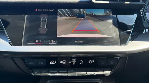 AUDI A3 30 TFSI Sport S Tronic [Tech Pack]