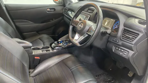 NISSAN LEAF 110kW Shiro 39kWh Auto