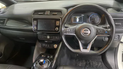 NISSAN LEAF 110kW Shiro 39kWh Auto