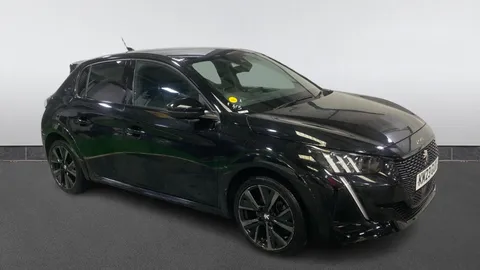 PEUGEOT 208 1.2 PureTech 100 GT EAT8