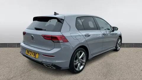 VOLKSWAGEN GOLF 1.5 TSI R-Line