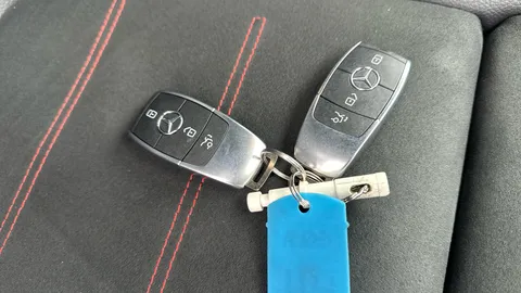 MERCEDES-BENZ EQA EQA 250+ 140kW AMG Line 70.5kWh Auto