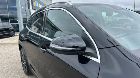 MERCEDES-BENZ EQA EQA 250+ 140kW AMG Line 70.5kWh Auto