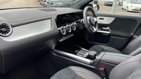 MERCEDES-BENZ EQA EQA 250+ 140kW AMG Line 70.5kWh Auto