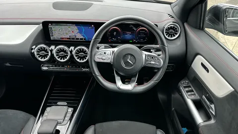 MERCEDES-BENZ EQA EQA 250+ 140kW AMG Line 70.5kWh Auto