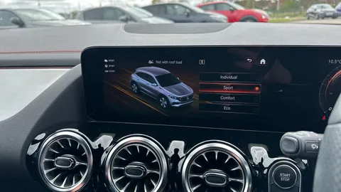 MERCEDES-BENZ EQA EQA 250+ 140kW AMG Line 70.5kWh Auto