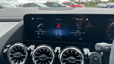 MERCEDES-BENZ EQA EQA 250+ 140kW AMG Line 70.5kWh Auto