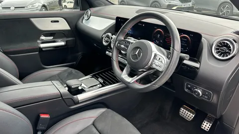 MERCEDES-BENZ EQA EQA 250+ 140kW AMG Line 70.5kWh Auto