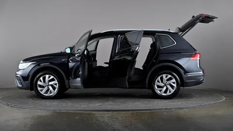 VOLKSWAGEN TIGUAN ALLSPACE 1.5 TSI Life DSG