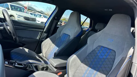 VOLKSWAGEN GOLF 2.0 TSI 320 R 4Motion DSG