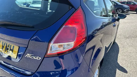 FORD FIESTA 1.25 82 Zetec