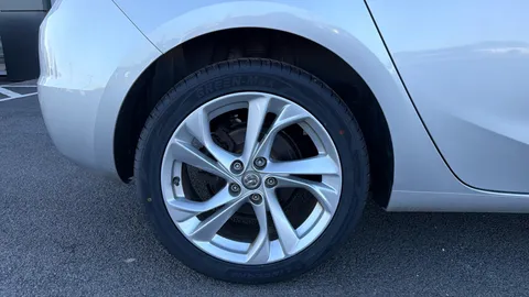 VAUXHALL ASTRA 1.2 Turbo 145 SRi