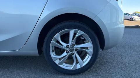 VAUXHALL ASTRA 1.2 Turbo 145 SRi