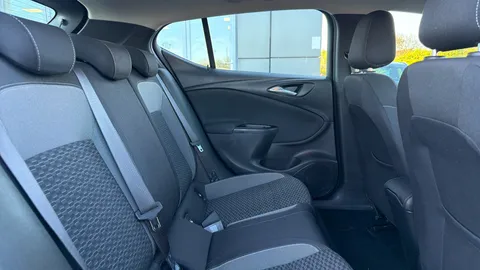 VAUXHALL ASTRA 1.2 Turbo 145 SRi