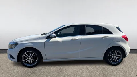 MERCEDES-BENZ A CLASS A180 Sport