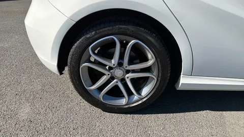 MERCEDES-BENZ A CLASS A180 Sport