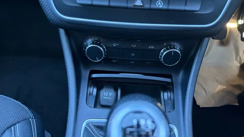 MERCEDES-BENZ A CLASS A180 Sport