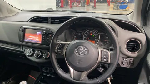TOYOTA YARIS 1.33 VVT-i Icon