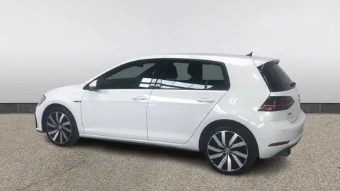 VOLKSWAGEN GOLF 1.4 TSI GTE Advance DSG