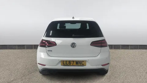 VOLKSWAGEN GOLF 1.4 TSI GTE Advance DSG